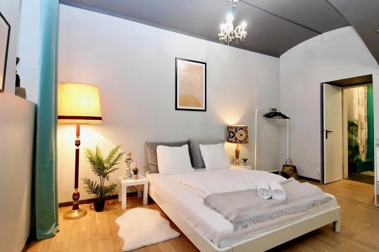 Artist Studio In City Center Vienna Apartment