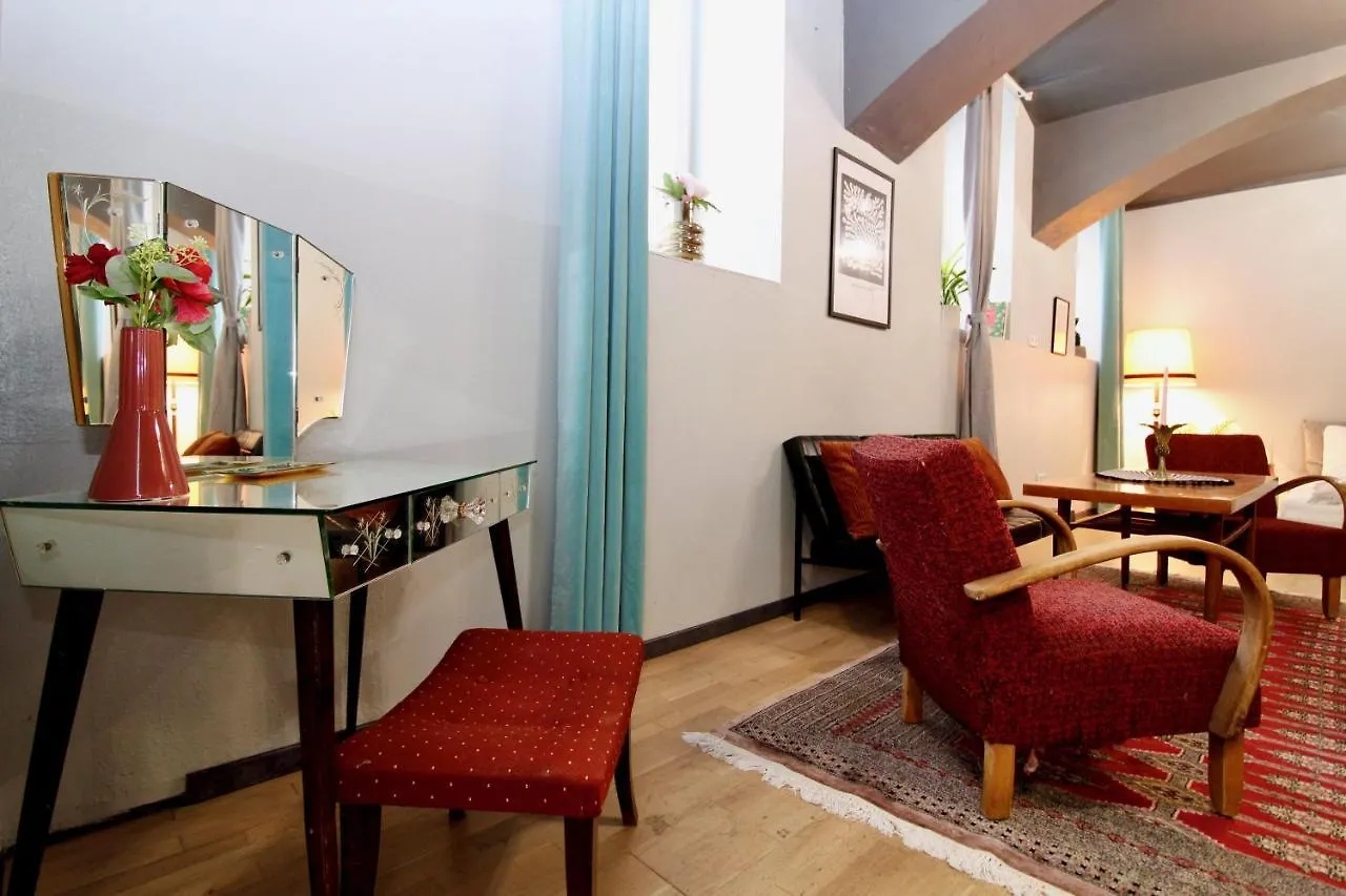 Artist Studio In City Center Vienna Apartment